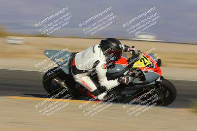 media/Feb-26-2023-CVMA (Sun) [[c890c6e7db]]/Race 17 Amateur Supersport Middleweight/